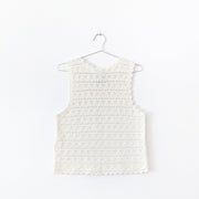Vintage Northern Reflections 100% Cotton Crochet Tank-Style Sleeveless Shirt with Scalloped Hems. Back View.