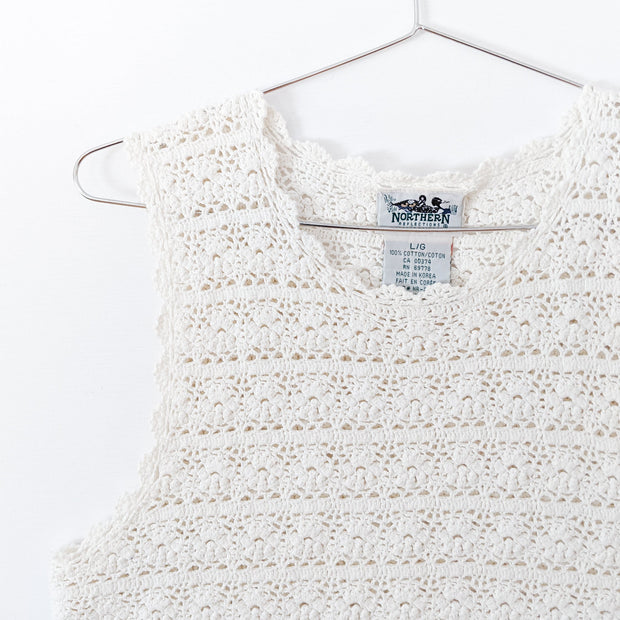 Close up of Vintage Northern Reflections 100% Cotton Crochet/Lace Sleeveless Shirt with Scoop Neckline and Scalloped Hems.