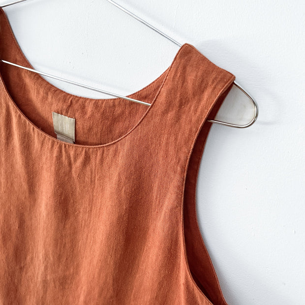 Rust Orange Linen Fabric on Vintage GAP Linen Sleeveless Top Scoop Neckline. GAP Women’s Small. Fold and Fray in Guelph.