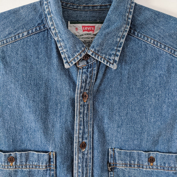 Levi's denim button up shirt 2025