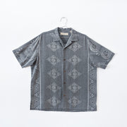 Island Republic Grey Silk Button-up Hawaiian Short Sleeve Shirt. Men’s Large. Dark Grey, Light Grey Floral Diamond Print.