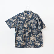 725 Originals Vintage 90’s Hawaiian Shirt Button-up Short Sleeve. Blue/Grey with Cream Tropical Print. Men’s Large.
