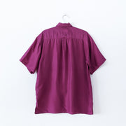 Vintage Reputation Silk Button-up Short Sleeve Shirt in Purple/Plum. Monochrome Buttons, Collar. Medium. Back View.