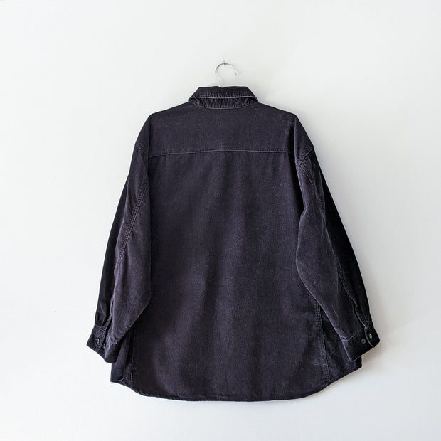 Back of Black cotton corduroy button-up shirt with collar. Cotton Ginny Plus, Secondhand clothing online in Canada from Fold and Fray.