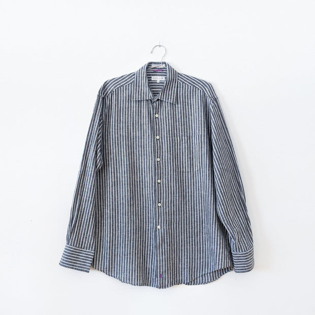 Linen and Cotton Button-up Long Sleeve Shirt in Dark Grey with Narrow White Vertical Stripes. Bill Blass Men’s Large.