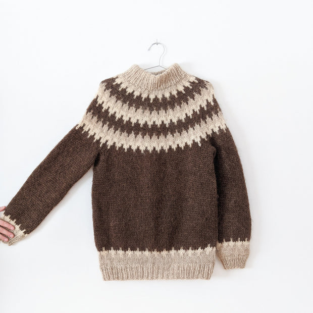 Vintage David Grains Lopapeysa Icelandic Hand Knit Dark Brown Wool Sweater. Light Brown Zig-Zag Pattern at Yoke, Cuffs, Hem.