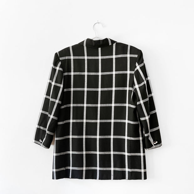 Back of Vintage Bianca Blazer, Black and White Windowpane, Black Blazer with Large White Print Check. Fold and Fray Canada.