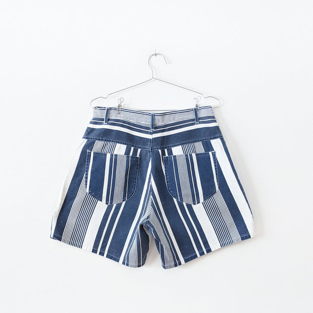 Vintage Navy/White Vertical Stripe High Waisted Denim Shorts. Sun Sations Sports Wear, Women’s 13 Style 13708H. Back Pockets.