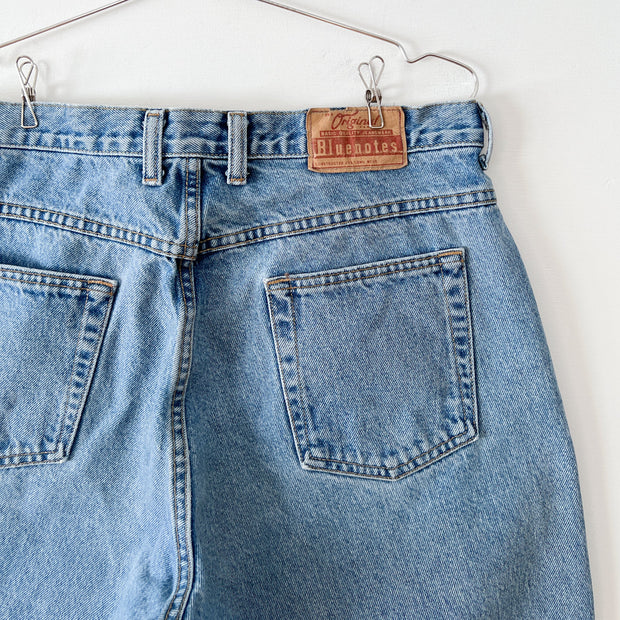 Womens High-Rise Vintage Blue Jeans, Bluenotes Relaxed Marilyn Jean. Back Pockets, Waistband and Vintage 90s Bluenotes Label.