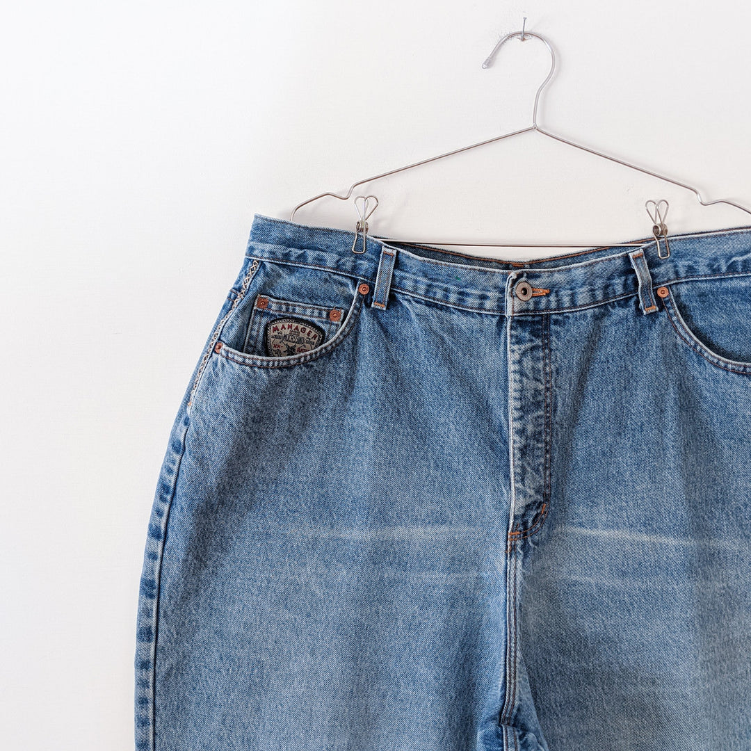 Vintage Manager Genuine Mocassino Stitch Blue Jeans Fold and Fray