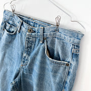 Close-up of Light Blue Denim on Rag & Bone Marilyn Jean in Huntington, Women’s 28. Front of Jeans, Pockets with Distressing.