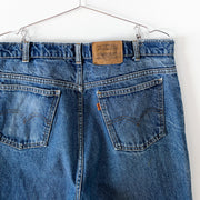 Vintage Levi’s 619 38X32 Jeans, Blue Denim. Close up of Orange Tab and Leather 619 Patch on 1960/70 Levi’s 50619 0217.