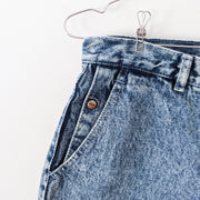 High-Waisted Vintage Hoko Jeans, Acid Wash Blue Denim, Women’s 32. Close-up of Double Front Pocket with Brass Button. Canada.