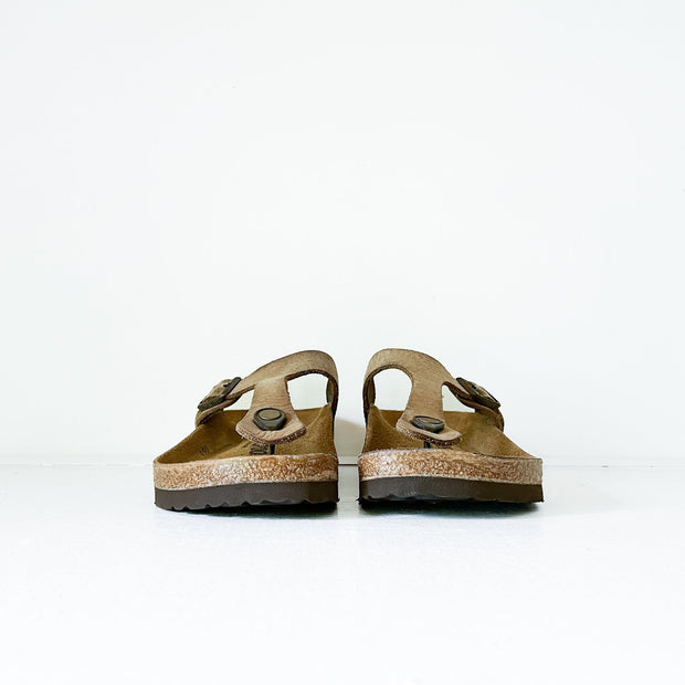 Birkenstock Gizeh Thong Sandal, Oiled Leather Tobacco Brown Size 37/240. Refurbished with new Cork Footbed by Dimar Shoe Repair.