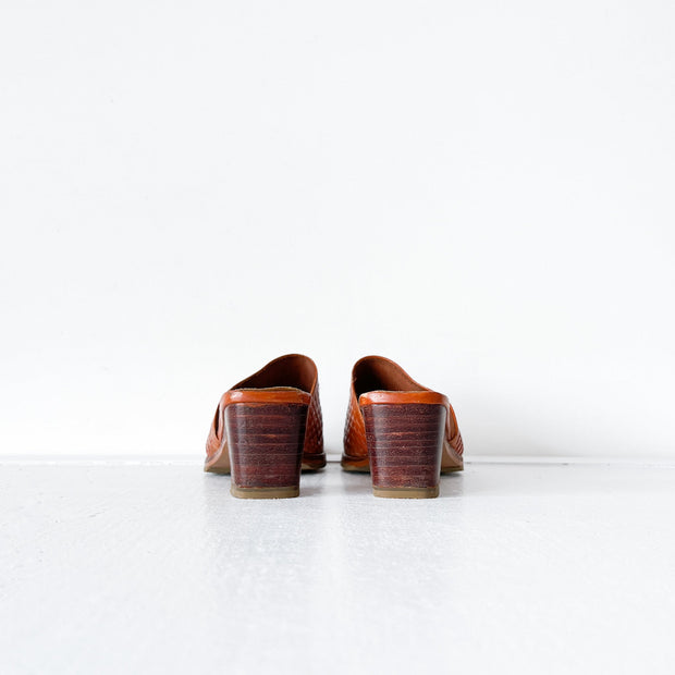 Brown Wood Block Heel on Open Toe Slides, Vintage Woven Brown Leather Heeled Mule Sandal, Made in Brazil. Canada.