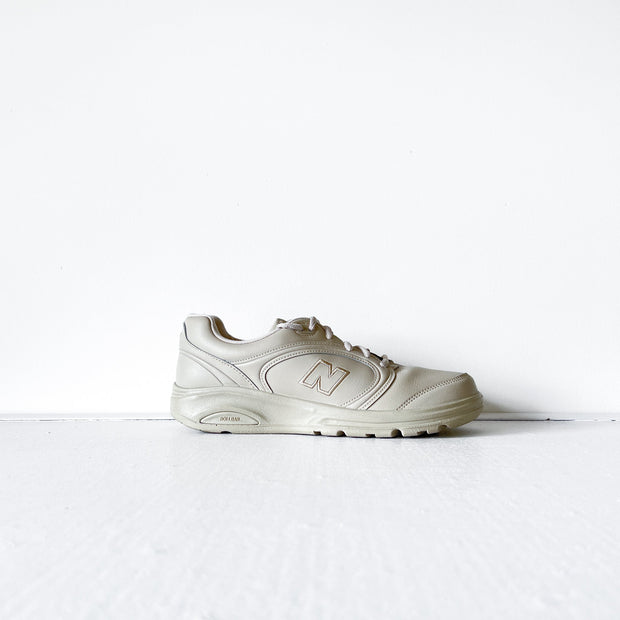 New Balance 812 Beige RollBar Sneaker. WW812 New Balance Women’s 9. Monochrome Beige, Side View.