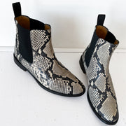 M.Gemi The Avallo Snake-print Leather Chelsea Boot, Black and Beige. Black Sole, Elastic Side Panels. Italian Leather Shoes.