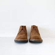 Steve Madden Chukka Hacksaw Brown Suede Desert Boot Mens Size 17. Front View, Dark Brown Gum Sole, Three Eyelet, Round Lace.