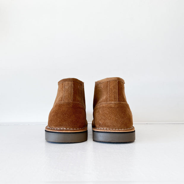 Steve Madden Chukka Hacksaw Brown Suede Desert Boot Mens Size 17. Back View, Dark Brown Gum Sole, Warm Tan Leather.